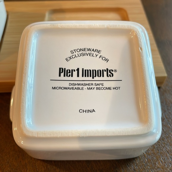 3 section condiment tray by Pier 1 imports - Picture 4 of 4